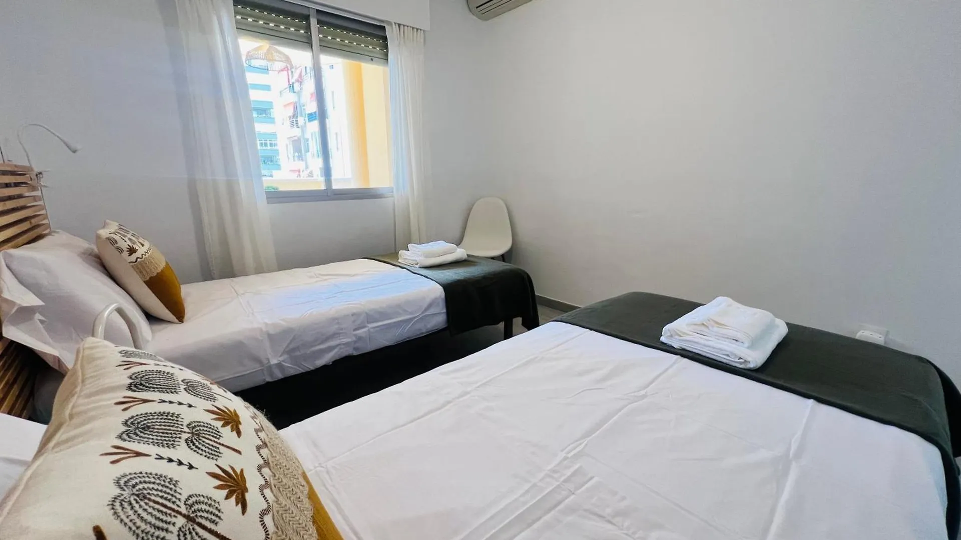 Apartmán Los Boliches, Nuevo, 3D, Wifi, Aacc, Para 8 Fuengirola